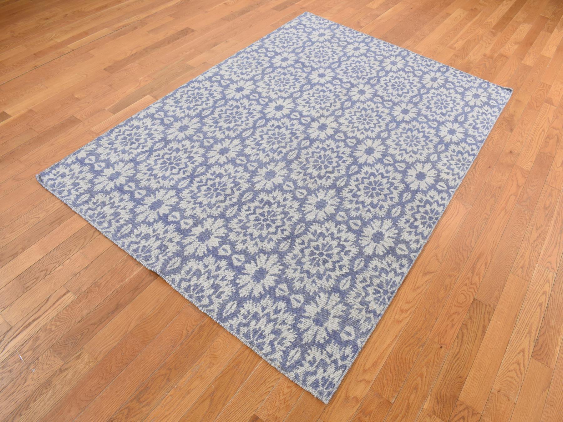 Kilim Flat-Weave hand-knotted wool rug in Purple, 5'3" x 7'5" — SKU O087865 (view 2)