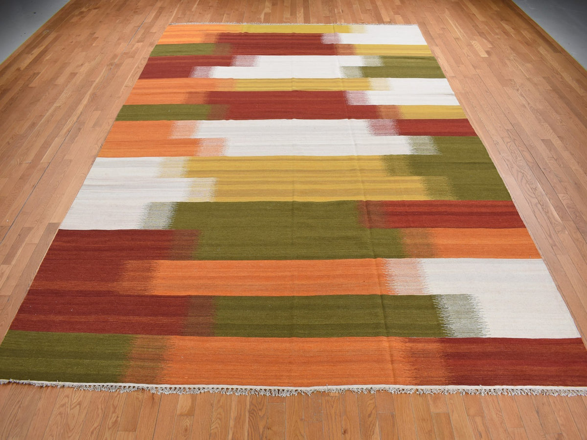 Kilim Flat-Weave hand-knotted wool rug in Ivory, 10' x 14'3" — SKU O087880 (view 2)