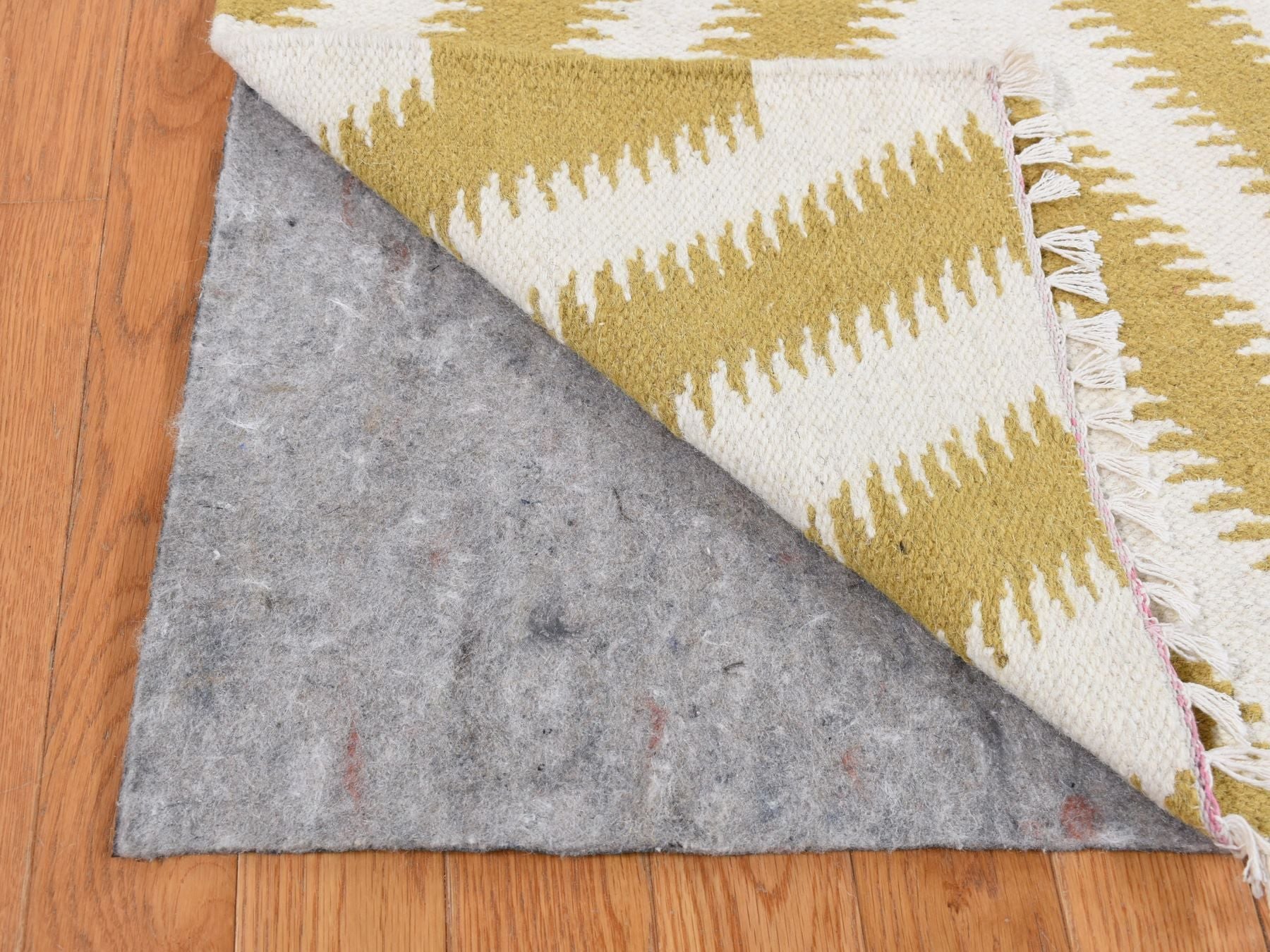 Kilim Flat-Weave hand-knotted wool rug in Yellow, 8' x 10' — SKU O087882 (view 4)