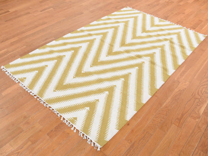 Kilim Flat-Weave hand-knotted wool rug in Yellow, 5' x 8' — SKU O087887 (view 3)