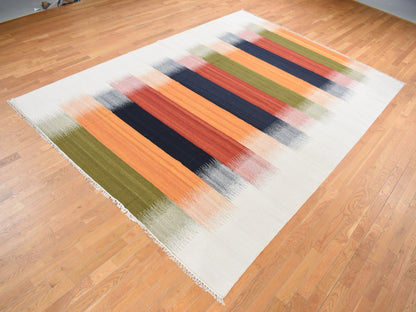 Kilim Flat-Weave hand-knotted wool rug in Ivory, 9' x 12'6" — SKU O087895 (view 3)