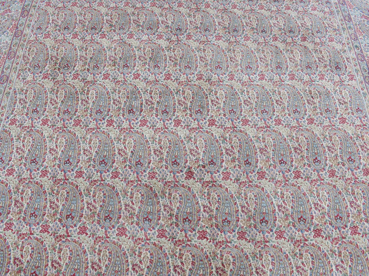 Kerman Fine Oriental hand-knotted wool rug in Ivory, 8'9" x 12'1" — SKU O087897 (view 8)