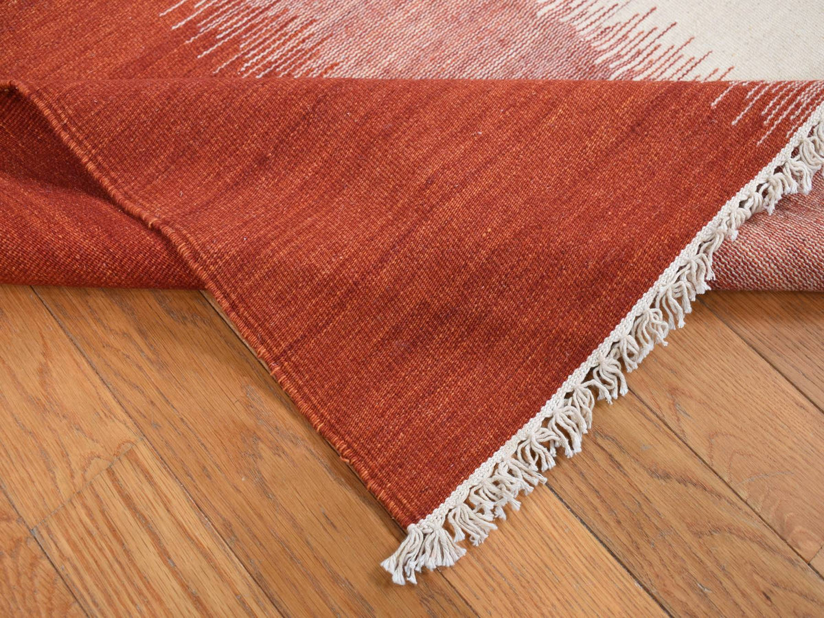 Kilim Flat-Weave hand-knotted wool rug in Ivory, 8' x 10'2" — SKU O087910 (view 5)