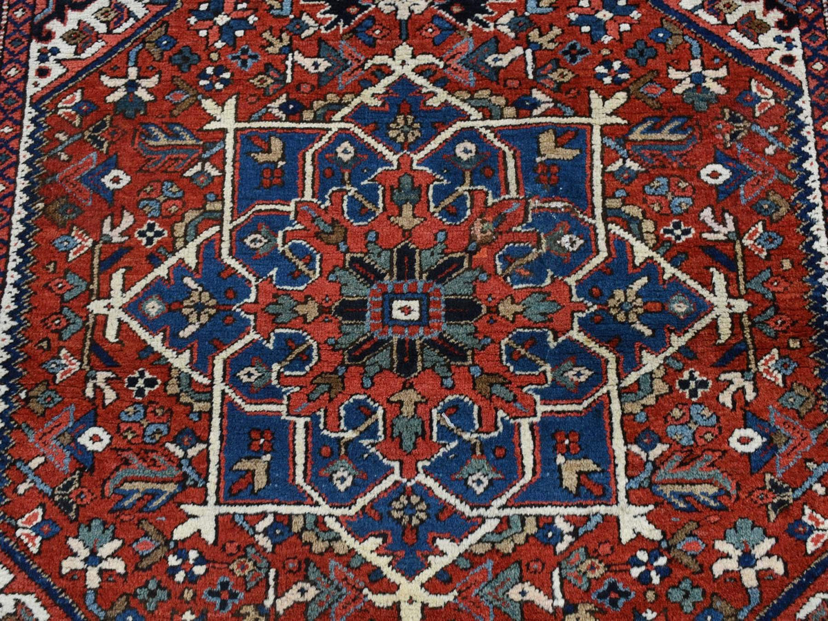 Heriz Heriz hand-knotted wool rug in Red & Blue, 4'9" x 5'10" — SKU O087915 (view 6)