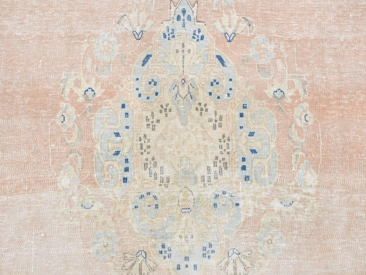 Kerman Vintage hand-knotted worn wool rug in Pink & Blue, 4'7" x 6'7" — SKU O087930 (view 8)