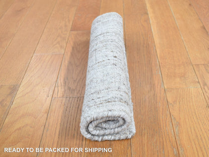 Modern / Contemporary hand-knotted wool rug in Gray, 1'5" x 1'6" — SKU O087941 (view 3)