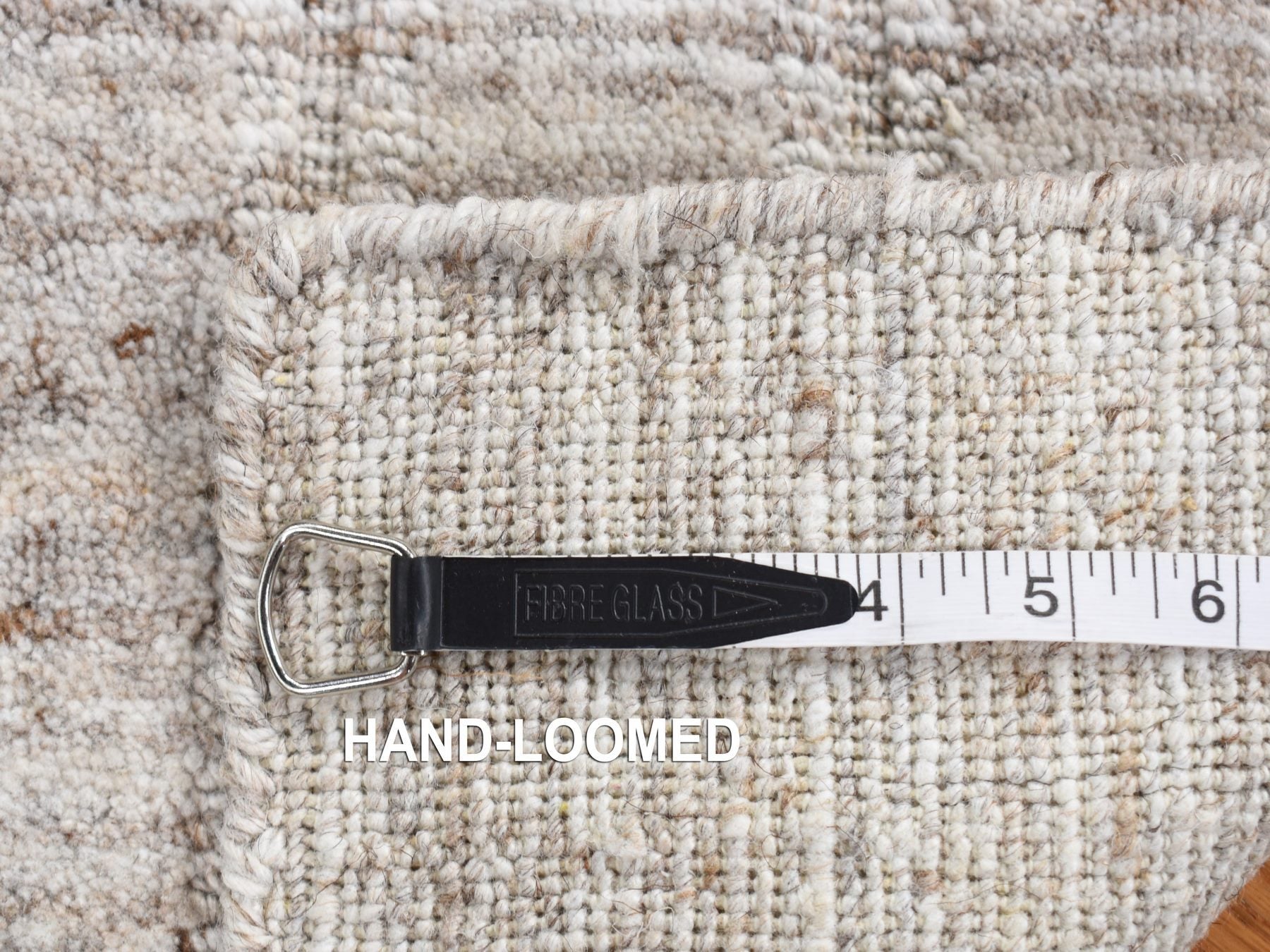 Modern / Contemporary hand-knotted wool rug in Gray, 1'5" x 1'6" — SKU O087941 (view 5)