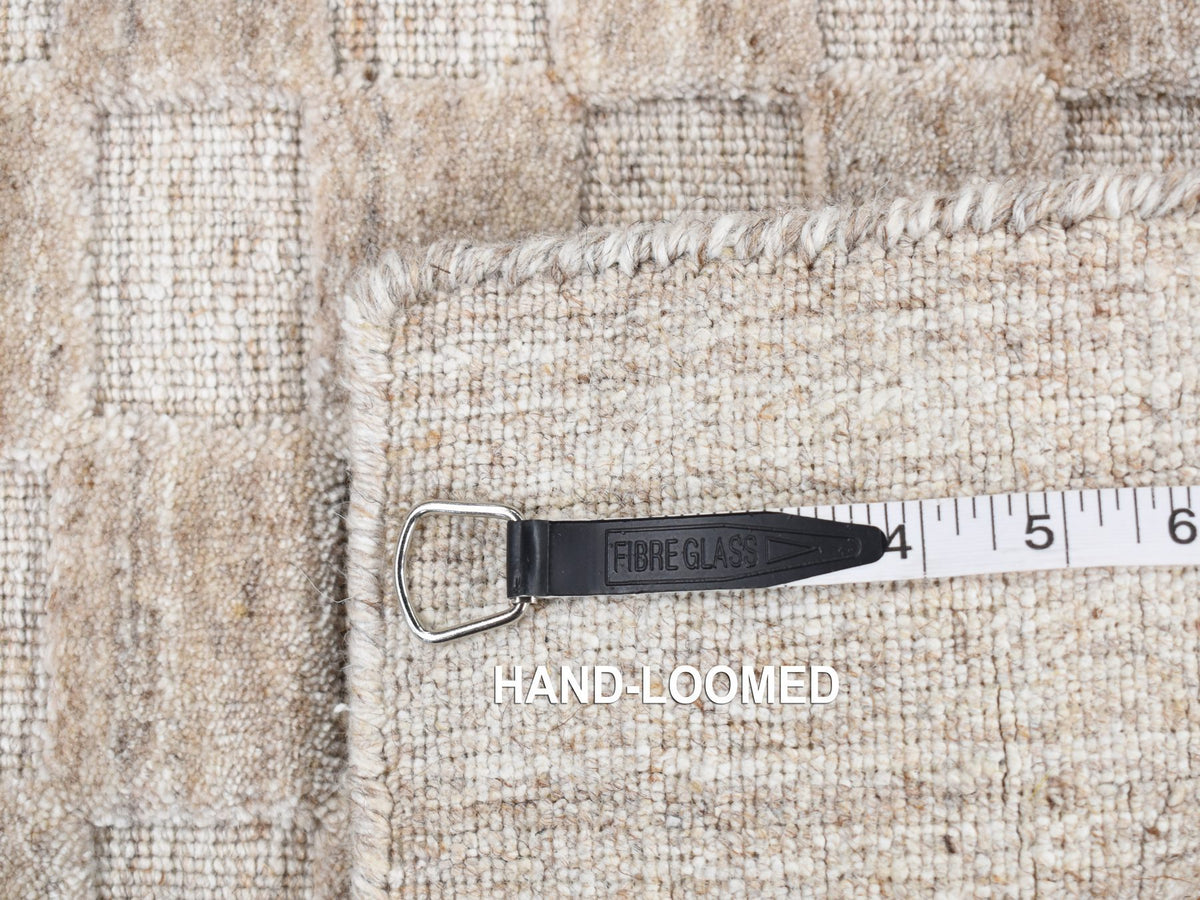 Modern / Contemporary hand-knotted wool rug in Gray, 1'6" x 1'6" — SKU O087944 (view 5)