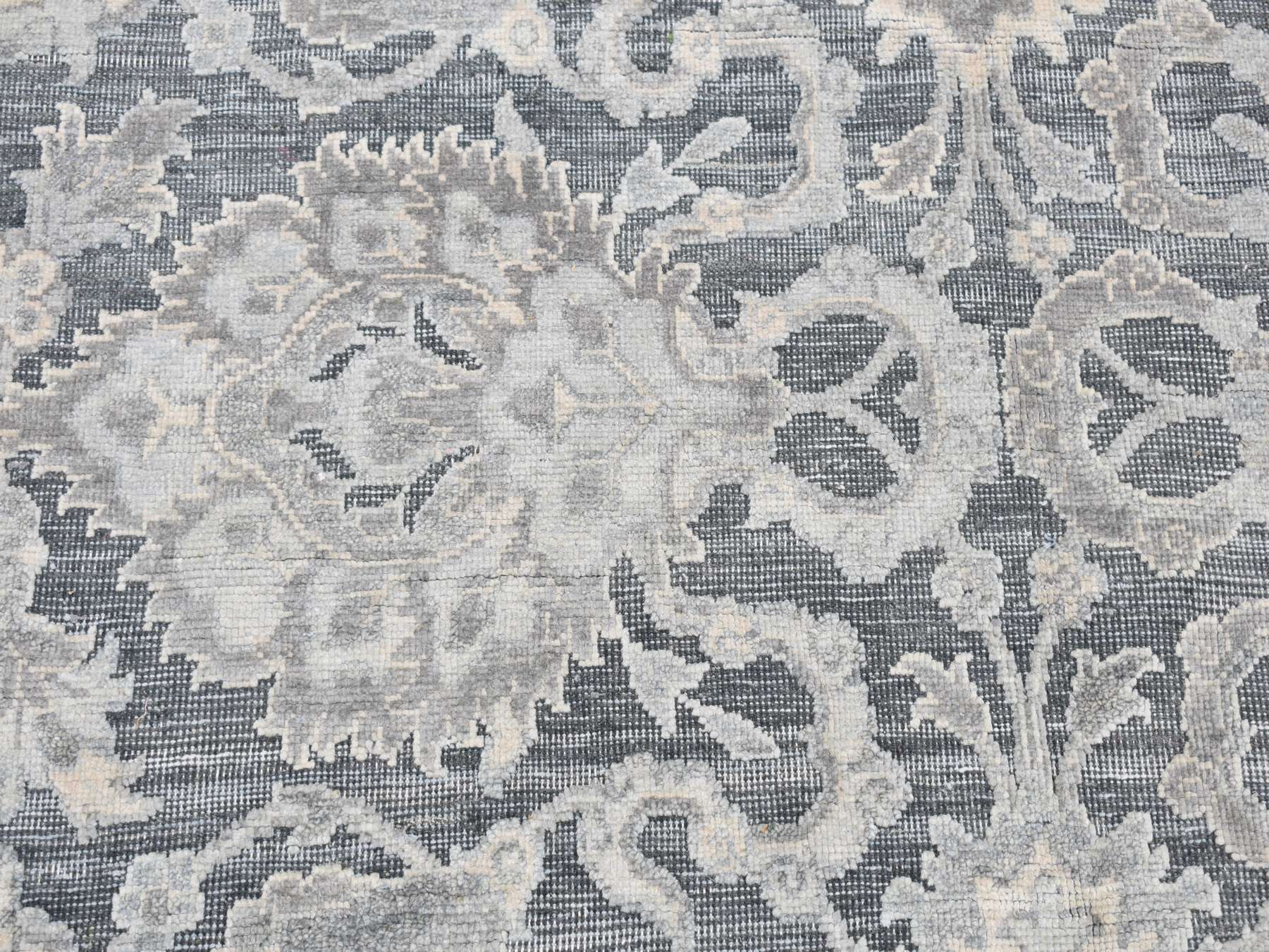 Oushak Oushak hand-knotted wool/silk rug in Gray, 12' x 15'8" — SKU O087953 (view 8)