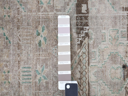 Brown 2'9" x 3'9" Tribal Hand knotted Wool Rug - Sku: O087960