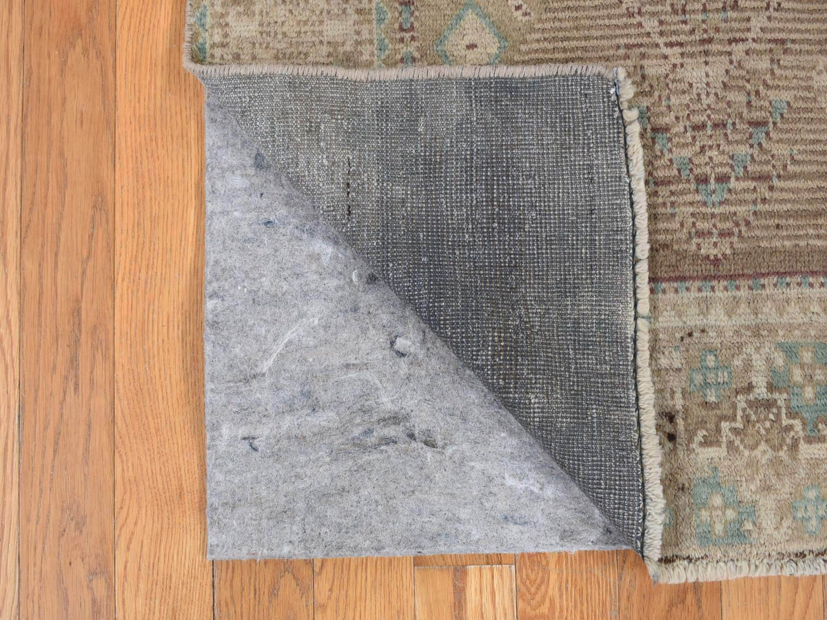 Baluch Tribal & Geometric hand-knotted wool runner in Gray, 4'1" x 9'2" — SKU O087961 (view 4)