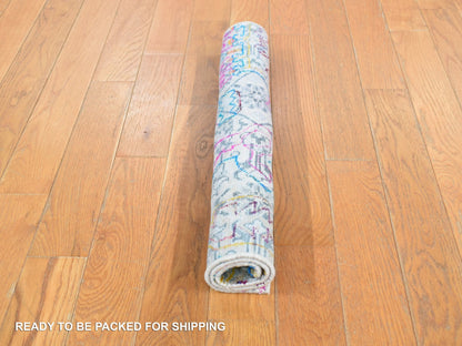 Modern / Contemporary hand-knotted wool/silk rug in Ivory, 2' x 2' — SKU O087991 (view 5)