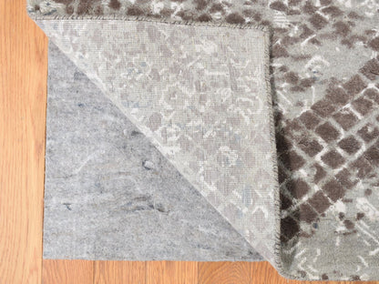 Modern / Contemporary hand-knotted wool/silk rug in Gray, 12'3" x 15'3" — SKU O087998 (view 4)