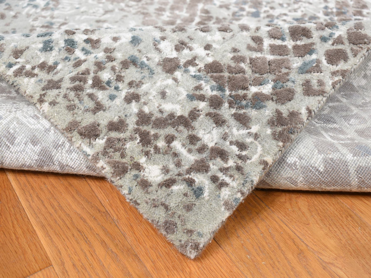 Modern / Contemporary hand-knotted wool/silk rug in Gray, 12'3" x 15'3" — SKU O087998 (view 6)