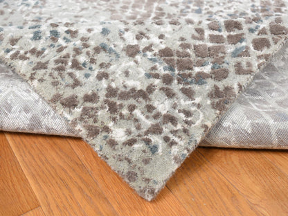Modern / Contemporary hand-knotted wool/silk rug in Gray, 12'3" x 15'3" — SKU O087998 (view 6)
