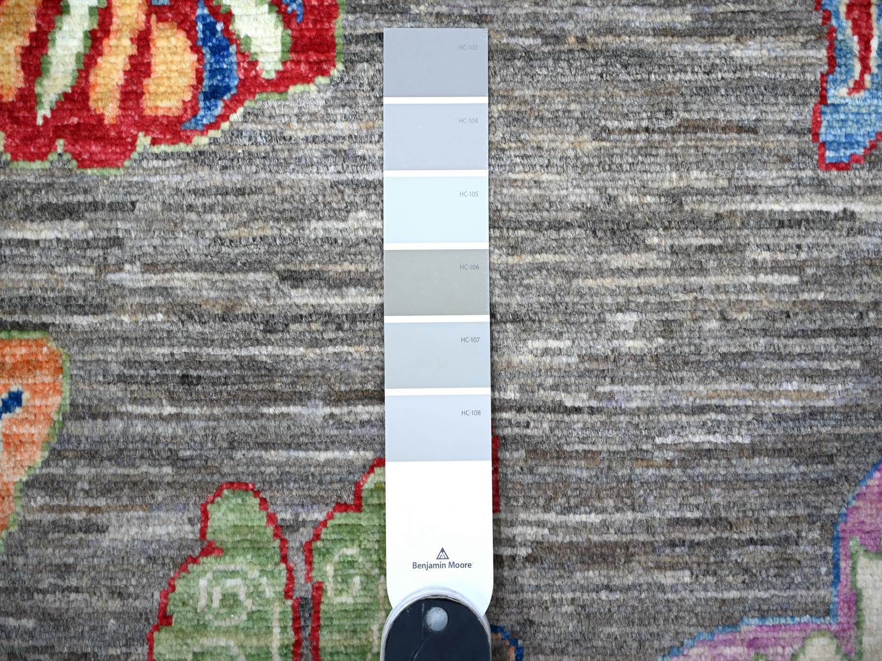Peshawar Modern / Contemporary hand-knotted wool rug in Gray, 7'8" x 9'7" — SKU O088278 (view 7)