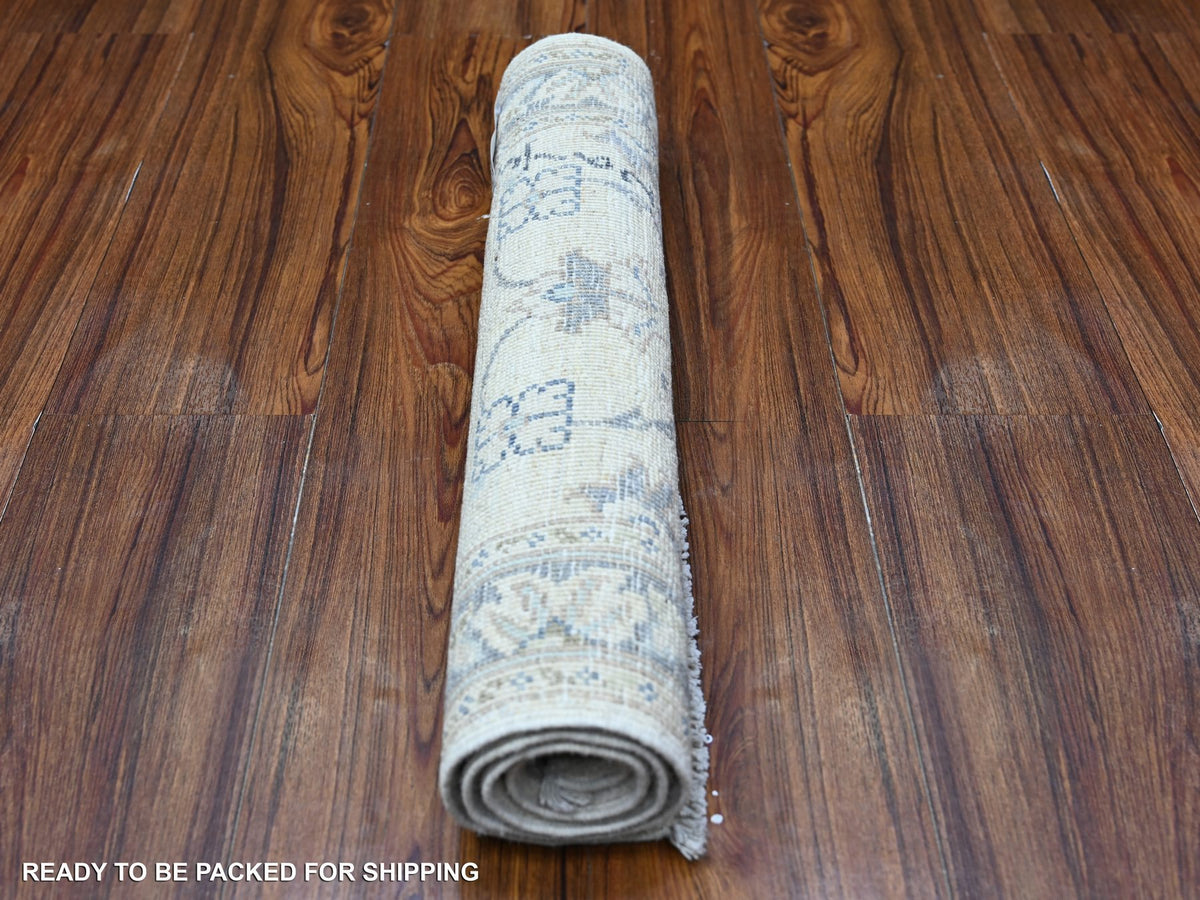 Samarkand Oushak hand-knotted wool rug in Ivory & Blue, 1'10" x 3' — SKU O088424 (view 4)
