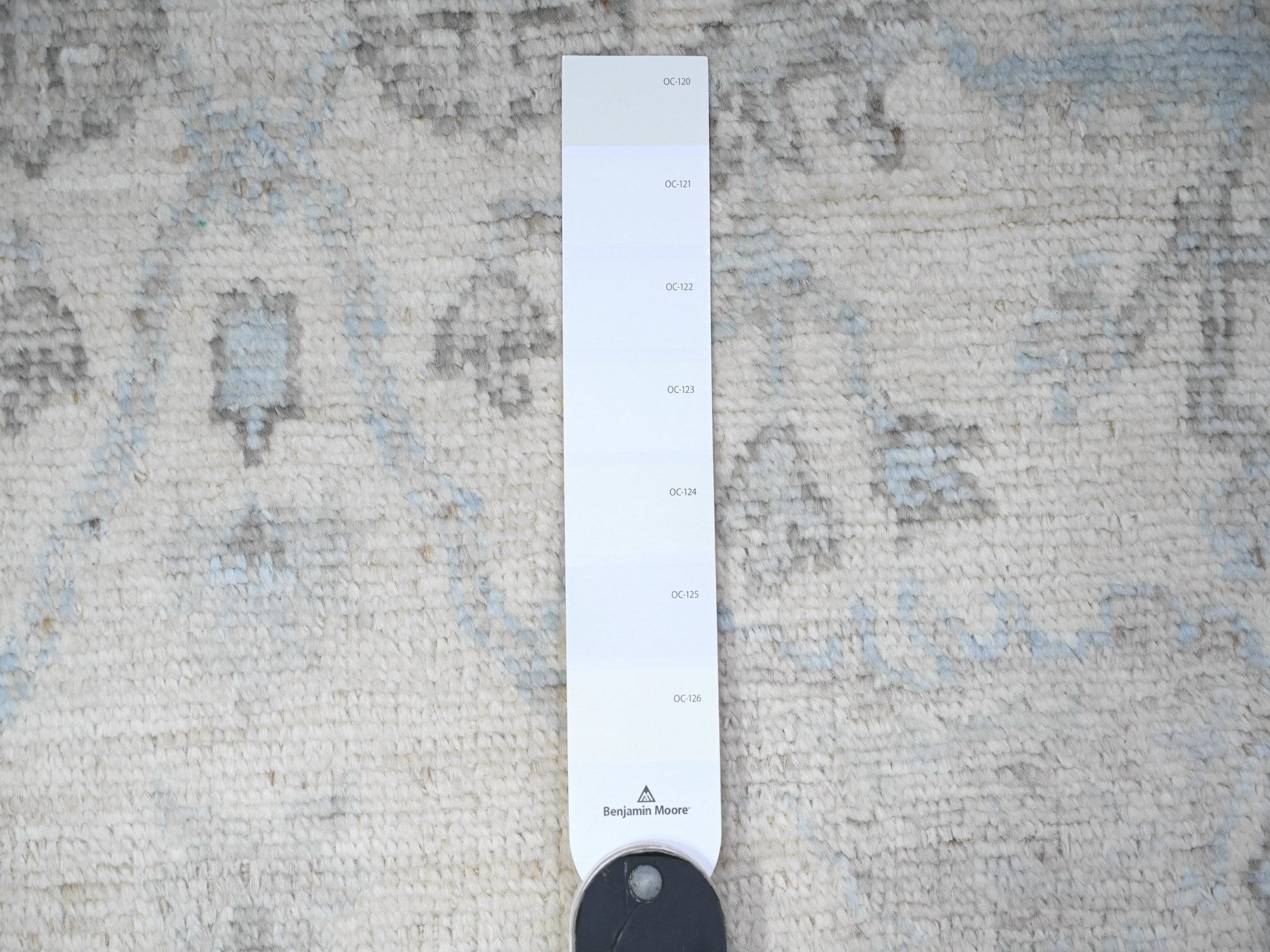 Oushak Oushak hand-knotted wool runner in Ivory, 4' x 16'1" — SKU O088436 (view 3)
