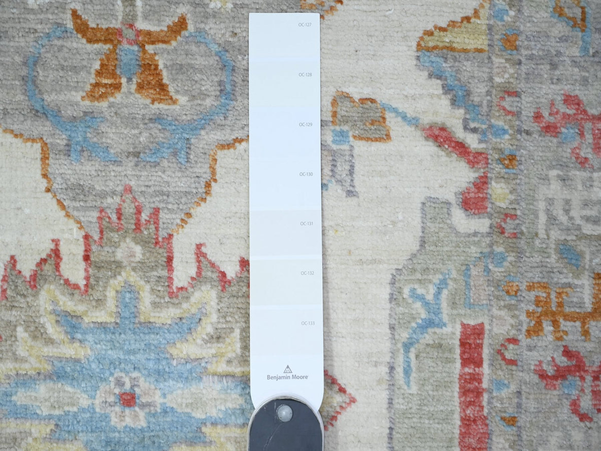 Sultanabad Oushak hand-knotted wool runner in Ivory & Gray, 2'8" x 9'10" — SKU O088545 (view 3)