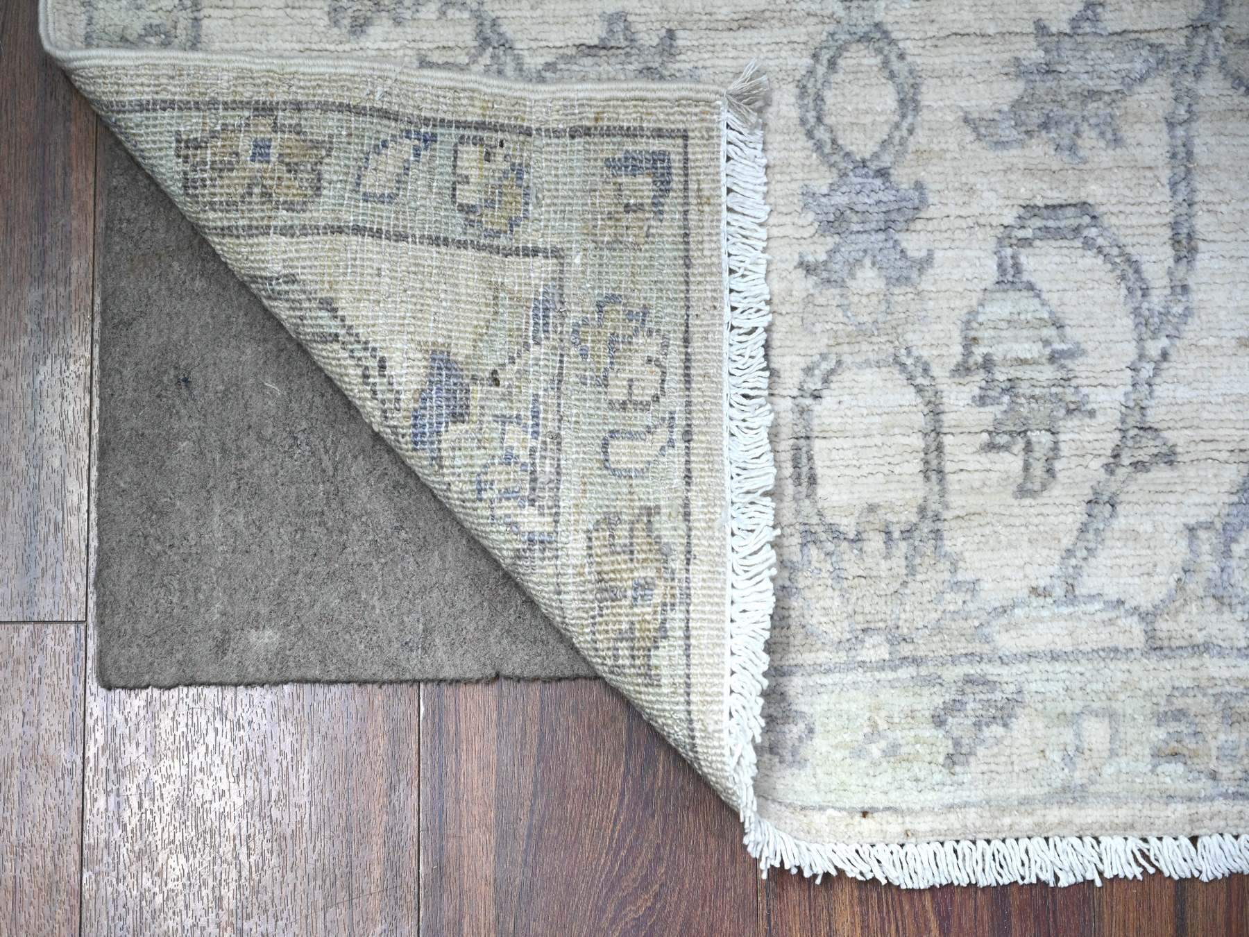 Ivory 2'6" x 9'10" Oushak / Peshawar Hand knotted Wool Rug - Sku: O088550