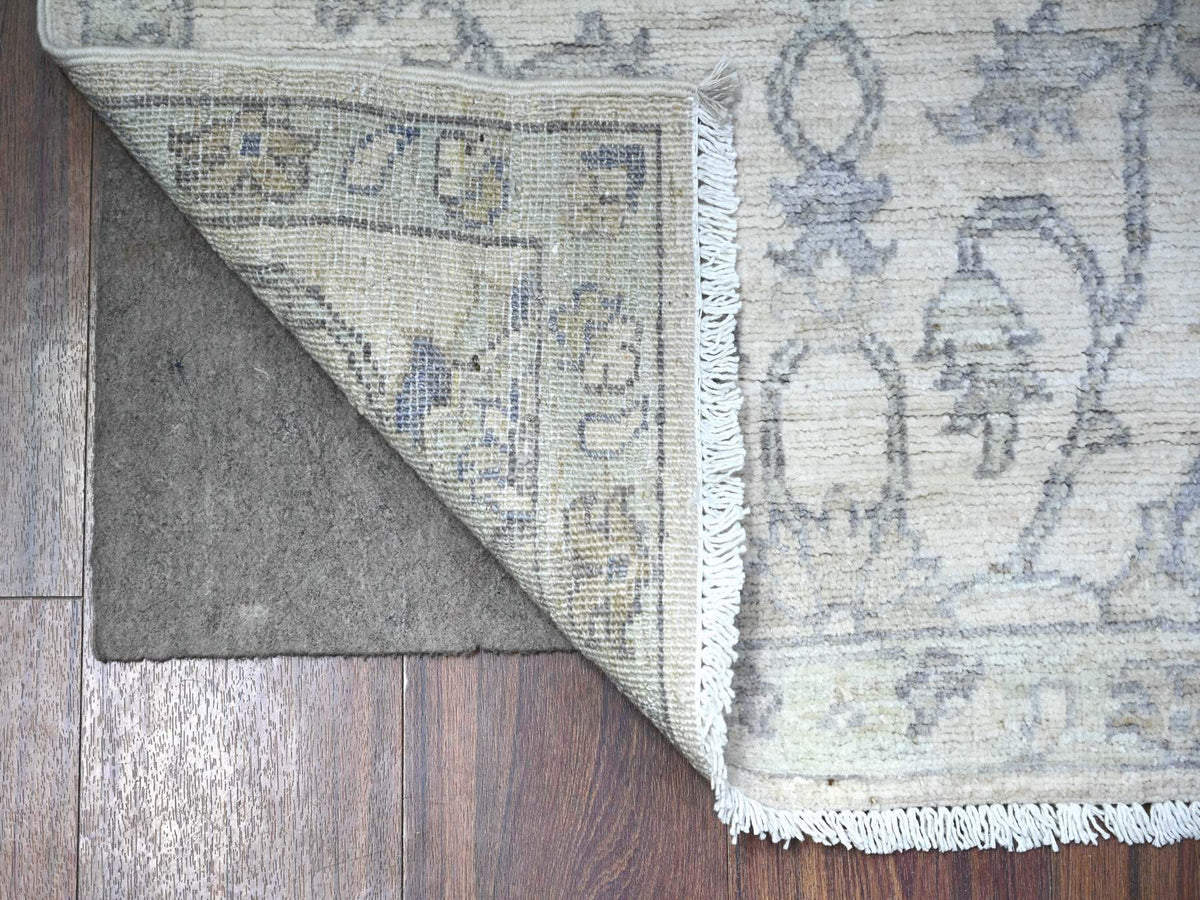 Peshawar Oushak hand-knotted wool runner in Ivory & Blue, 2'6" x 9'10" — SKU O088550 (view 2)