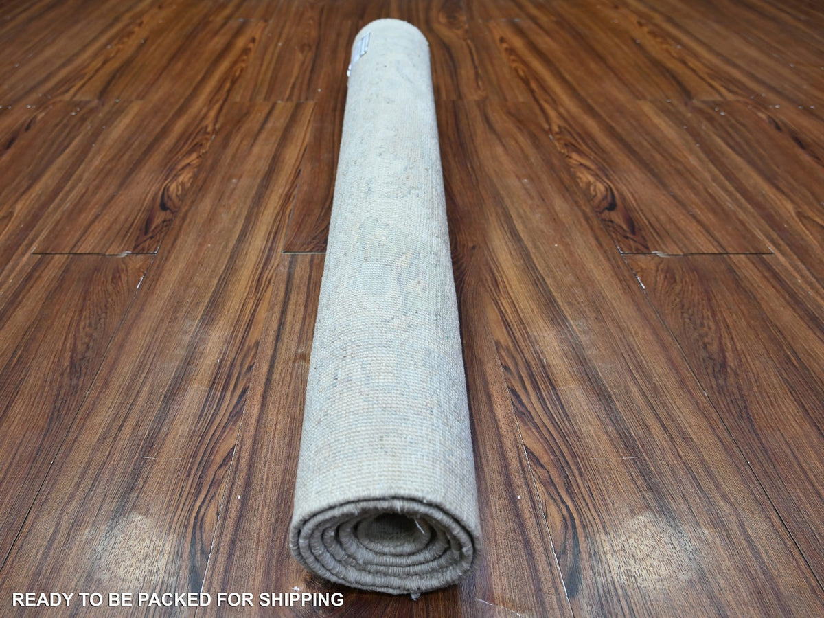 Peshawar Oushak hand-knotted wool rug in Gray, 3' x 5' — SKU O088553 (view 4)