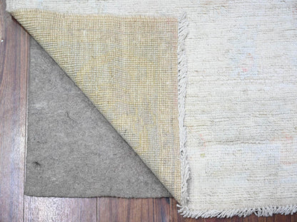 Oushak Oushak hand-knotted wool rug in Gray, 4'1" x 5'9" — SKU O088570 (view 2)