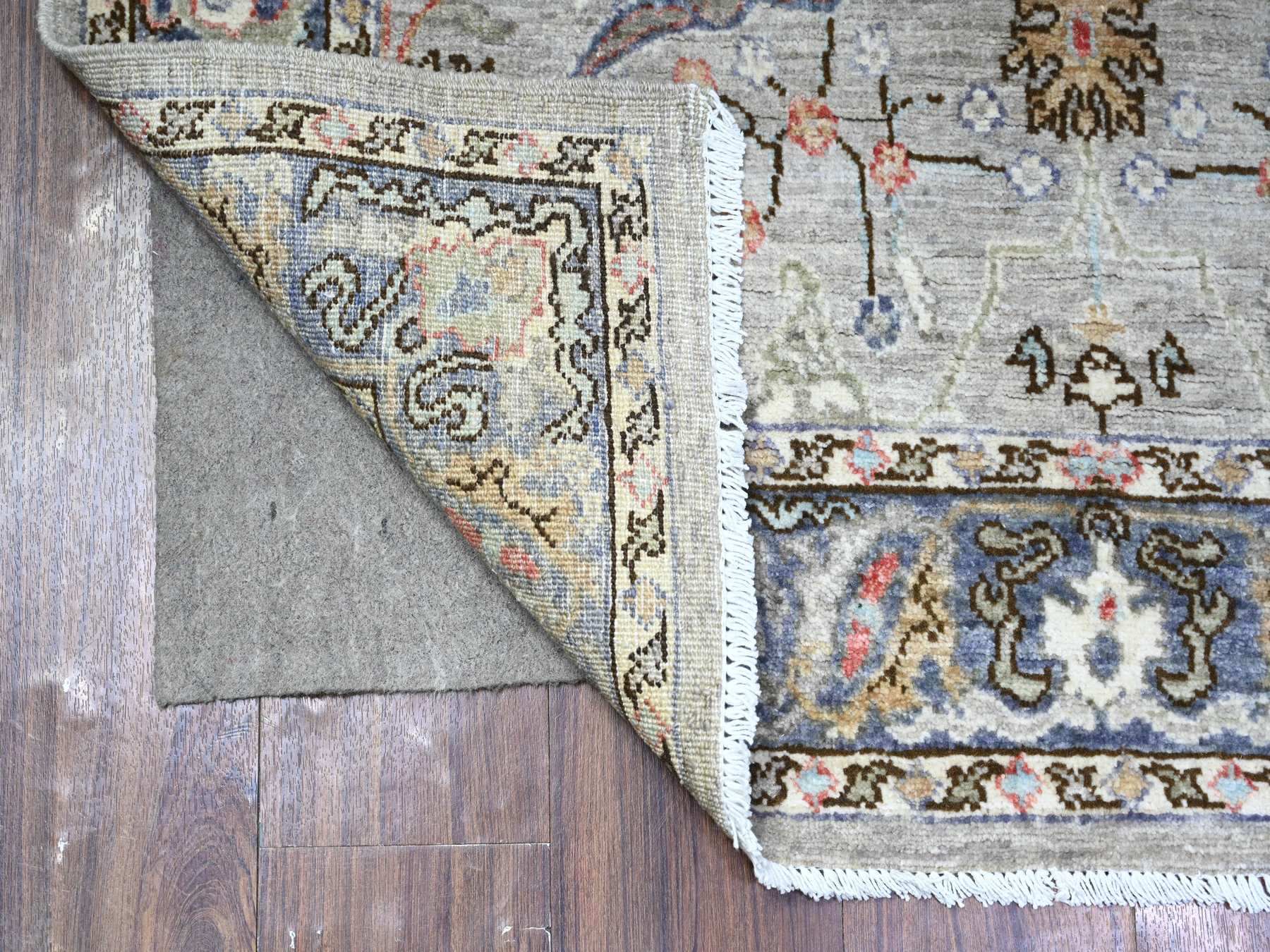 Gray 3'10" x 9'10" Oushak / Peshawar Hand knotted Wool Rug - Sku: O088619