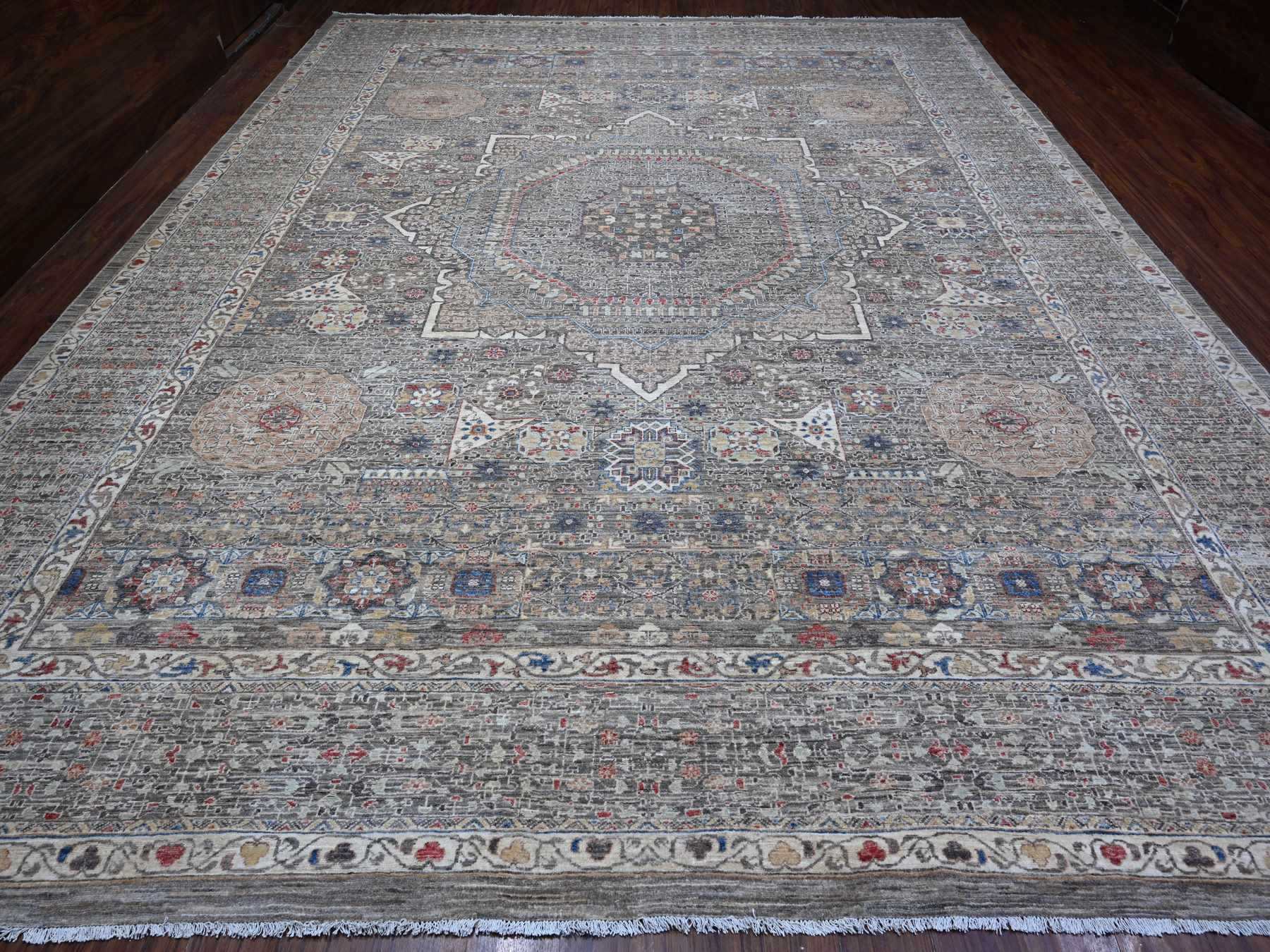 Mamluk Traditional hand-knotted wool rug in Gray, 12'3" x 15'5", SKU O088870