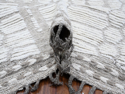 Ivory 11'9" x 15'8" Tribal Hand knotted Wool Rug - Sku: O089136