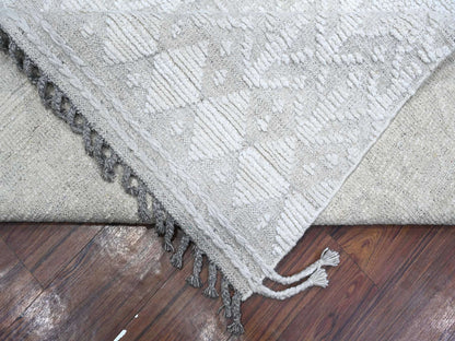 Ivory 9'9" x 15'4" Tribal Hand knotted Wool Rug - Sku: O089173