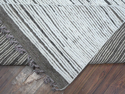 Ivory 8'11" x 13'2" Tribal Hand knotted Wool Rug - Sku: O089190