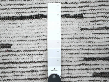 Ivory 8'11" x 13'2" Tribal Hand knotted Wool Rug - Sku: O089190