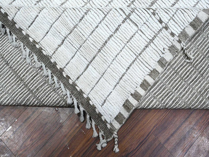 Ivory 12'2" x 15'2" Tribal Hand knotted Wool Rug - Sku: O089192