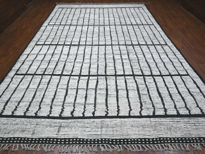 Ivory 9'11" x 14'0" Tribal Hand knotted Wool Rug - Sku: O089315