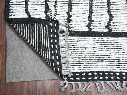 Ivory 9'11" x 14'0" Tribal Hand knotted Wool Rug - Sku: O089315