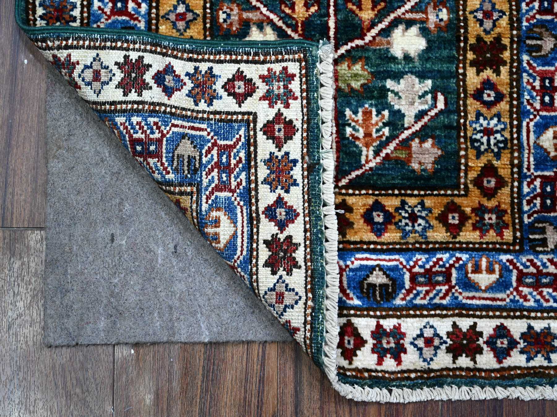 Green 1'11" x 5'8" Tribal Hand knotted Wool Rug - Sku: O089437
