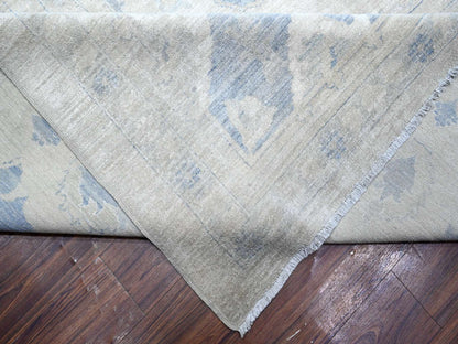 Ivory 18'6" x 24'2" Vintage Hand knotted Wool Rug - Sku: O089478