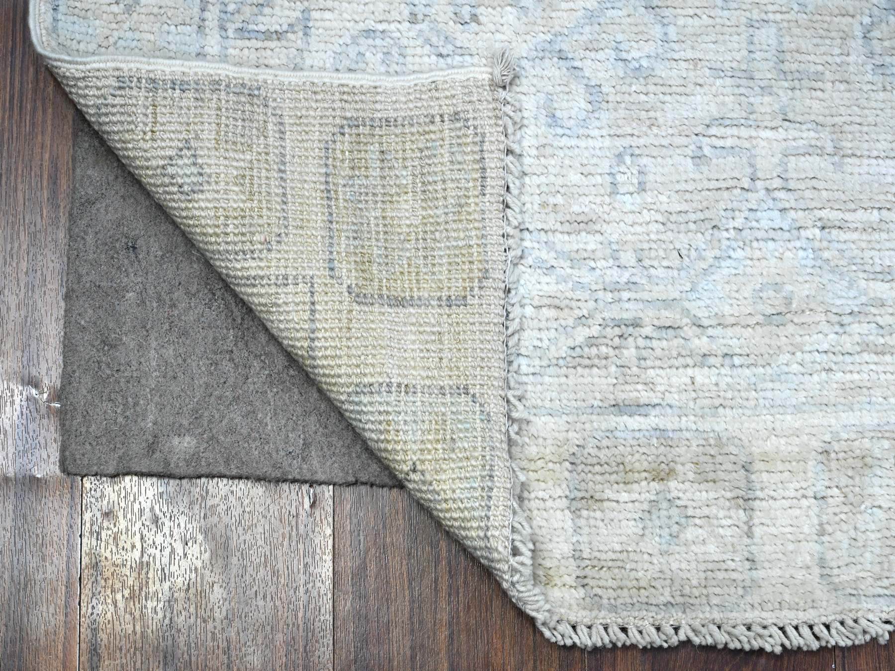 Ivory 2'11" x 9'4" Oushak / Peshawar Hand knotted Wool Rug - Sku: O089721