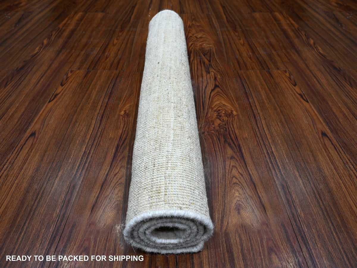 Peshawar Modern / Contemporary hand-knotted wool rug in Ivory, 2'1" x 3'0", SKU O089733