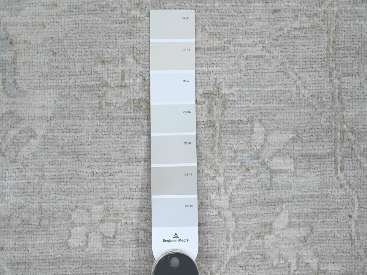 Mahal Oushak hand-knotted wool rug in Gray & Ivory, 7'8" x 7'11" — SKU O089795 (view 7)