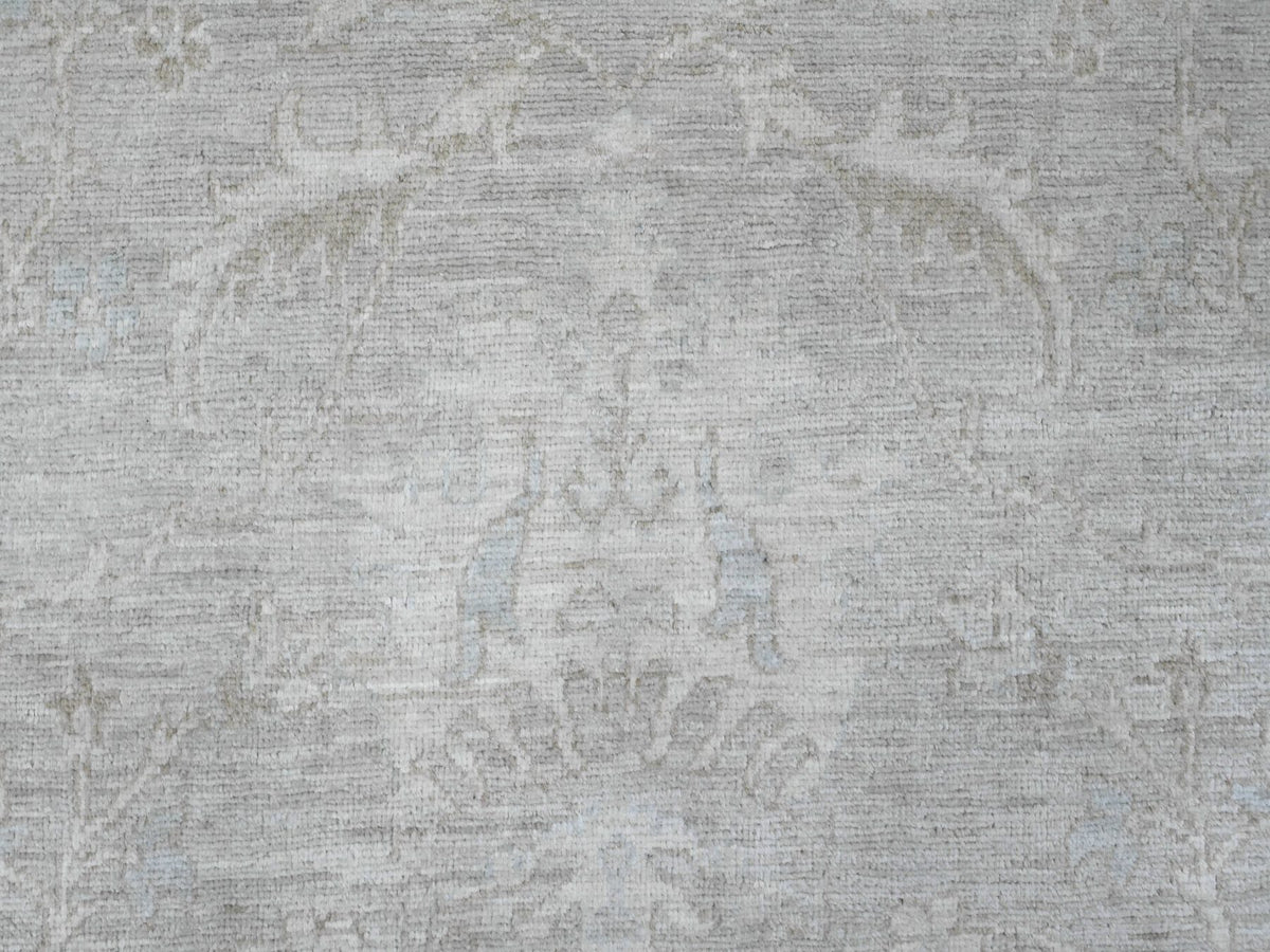 Mahal Oushak hand-knotted wool rug in Gray & Ivory, 7'8" x 7'11" — SKU O089795 (view 8)