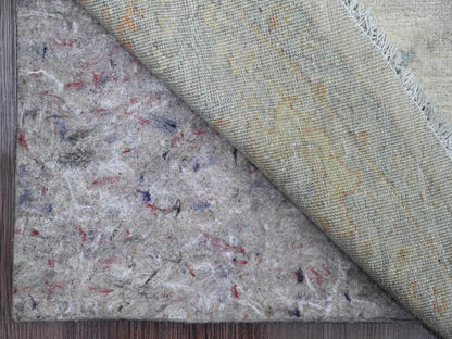 Heriz Oushak hand-knotted wool rug in Ivory & Gray, 7'7" x 7'9" — SKU O089796 (view 4)