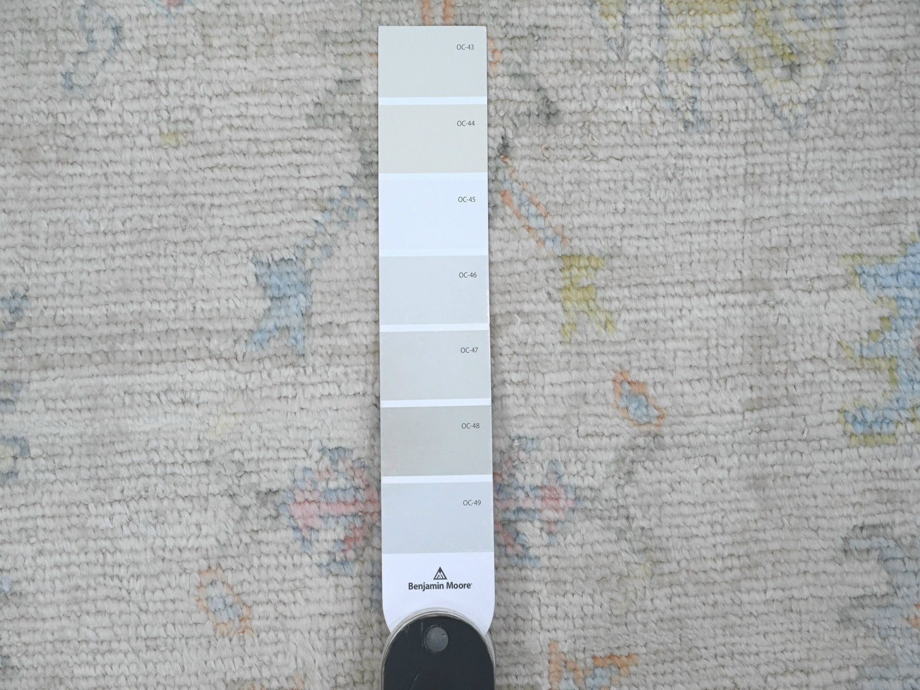 Oushak hand-knotted wool runner in Ivory & Green, 2'8" x 15'7" — SKU O089879 (view 3)