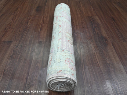 Oushak Oushak hand-knotted wool runner in Pink & Ivory, 2'10" x 11'7" — SKU O089898 (view 4)