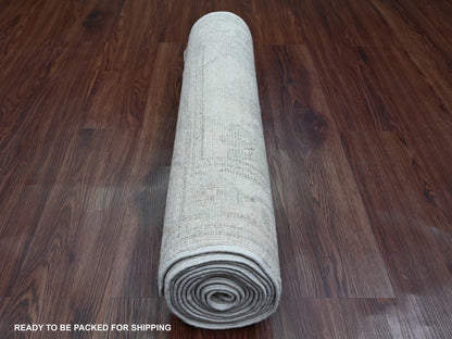 Oushak Oushak hand-knotted wool runner in Gray, 2'7" x 11'7" — SKU O089903 (view 4)