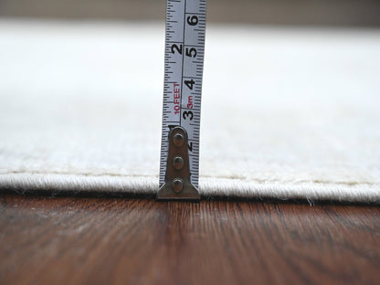Oushak Oushak hand-knotted wool runner in Gray, 2'7" x 11'7" — SKU O089903 (view 5)