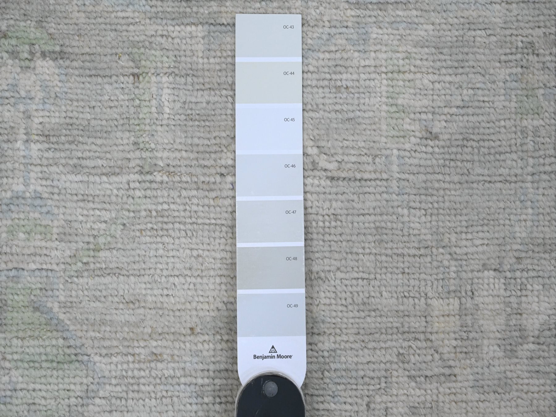 Oushak Oushak hand-knotted wool runner in Gray, 2'9" x 9'7" — SKU O089946 (view 3)
