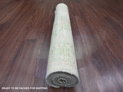 Oushak Oushak hand-knotted wool runner in Ivory & Green, 2'8" x 7'11" — SKU O089958 (view 4)