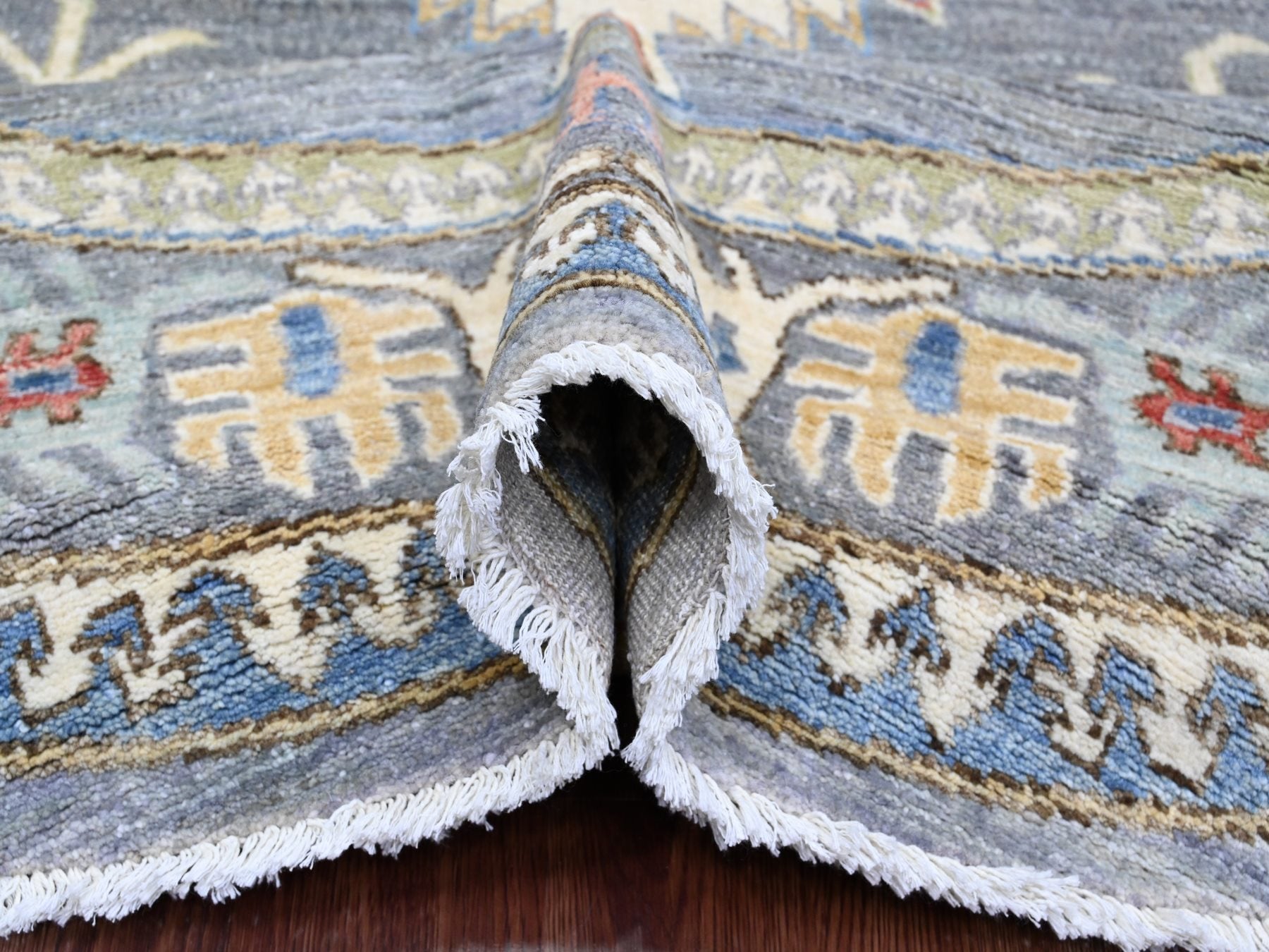 Peshawar Oushak hand-knotted wool rug in Gray, 7'8" x 7'11" — SKU O089997 (view 5)